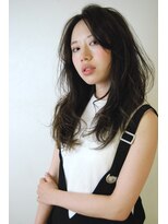 ディンプル(DIMPLE)&nbsp;秋におすすめダークトーンのグレージュゆるゆるカール