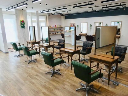 アグ ヘアー ルーナ 富山高岡店(Agu hair luna)の写真