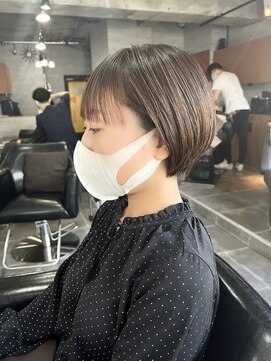 バーチョ(bacio) ハイライト　コンパクトショートボブ【麻生/札幌ショート/白髪】