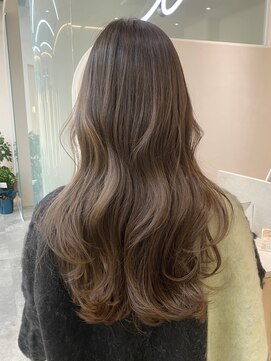 ウェイズトウキョウ 新宿店(Ways TOKYO) ななえの作る透明感たっぷりまろベージュ