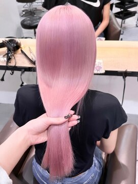 ベレーザ 渋谷(BELEZA) 4069ホワイトピンクミルクティーアッシュ艶髪ハイトーンカラー