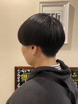 ウーヴリール 総社店(ouvrir) おしゃれ刈り上げショート