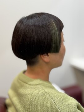 ルームス(ROOM’S) 刈り上げボブ