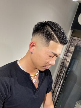 ミナミ 府中店(MINAMI) 濡れパンスキンフェードスタイル