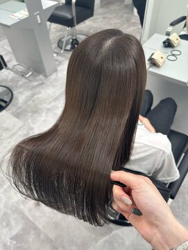 ザイン(Sein) オリーブグレージュ