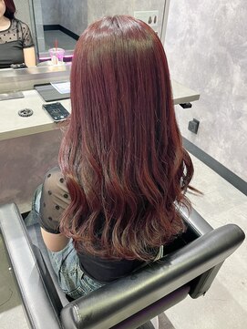 メゾンセブンルックス 宇都宮簗瀬店(Maison 7LOOKS) チェリーレッド!<いとう>