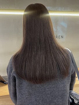 ローレン(LOREN) イメチェン/ホワイトブロンド/外ハネボブ/ワイドバング/栄/久屋