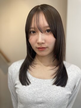 エイチバイシオミエイチ 神戸三宮(H by shiomi H) レイヤースタイル