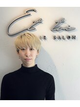 鈴木　絢子（すずき　あやこ）