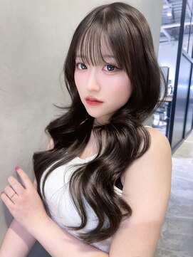 ロンググレージュ韓国ヘア顔周りレイヤー_F51015