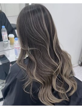 ジュイル ハラジュク(JEWIL HARAJUKU) 印影美しいハイライトバレイヤージュ/20代/30代/40代/原宿