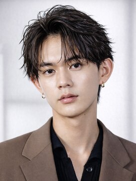 オーシャントーキョー サニー 原宿(OCEAN TOKYO Sunny) ニュアンスパーマセンターパートカルマパーマフェザーパーマ韓国