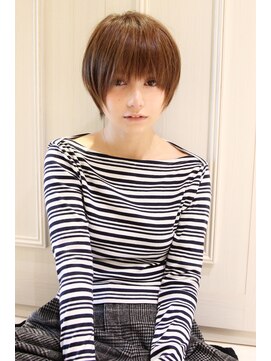 レウナ 外苑前(Reuna) 田中美保さん、真木よう子さん風ショートスタイル！！