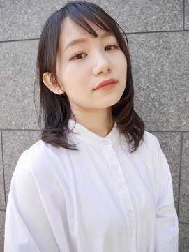 シュシュ(shushu) 小顔ワンカールボブ/ダークベージュ【有海一生】前髪あり/30代