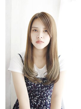 シュシュット(chouchoute) 斜めバングデザインカラーシルキーベージュグレージュカラー/142