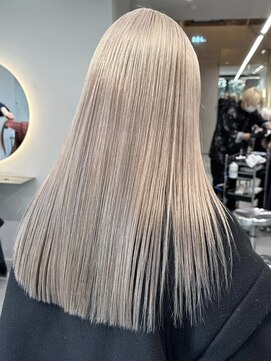 ソル ジングウマエ(SOL JINGUMAE) ミルクティーベージュダブルカラーインナーカラーケアブリーチ