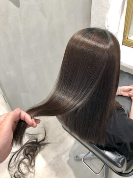 エマ(emma) ★サラツヤ★ロングスタイル★