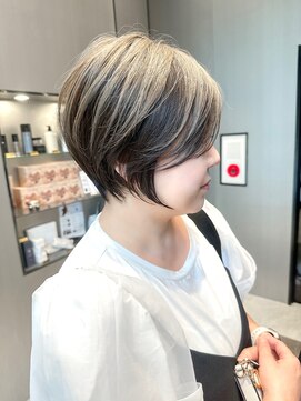 ハルキミナト ジャパン ヨコハマ(HARUKI MINATO japan YOKOHAMA) 大人ショート/白髪ぼかし/アンブレラカラー20代30代40代50代