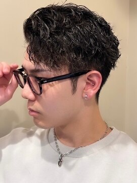 プレミアムバーバー 目黒店(PREMIUM BARBER produce by HIRO GINZA) アップバングリバースパーマ