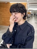 パーマ　ウルフ　黒髪　ショート