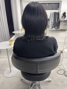 タム(tam) 切りっぱくびれレイヤー