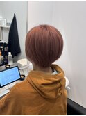 ピンクショートヘア