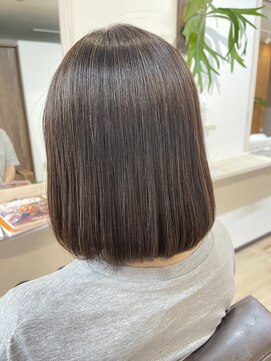 アオ(AO) 艶髪ストレート/AO薬院