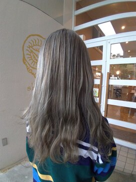 ヘアールーム シープス(hair room sheeps) グレージュベージュ