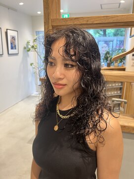 シアン 矢場町店(CYAN.) 外国人風カーリーなハードスパイラルパーマ