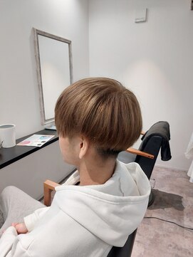 ブラウンベージュ