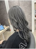 ダークシルバーカラーケアブリーチレイヤーカット