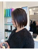 エメ 北花田(Aime)&nbsp;大人可愛い切りっぱなしひし形レイヤーカットモカベージュ