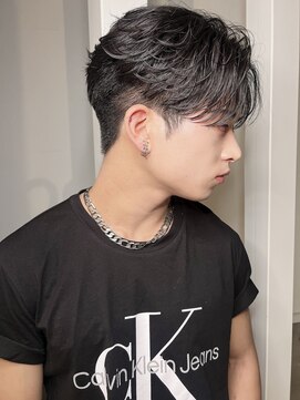 ロンド クラン 岡崎(Lond Clan) フェザーパーマ/センターパート/ショート