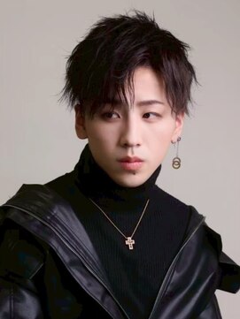 メンズサロン キング 枚方店(Men’s salon K!ng) フェザーショートアップバングセンターパートメンズハイライト