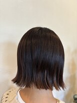 ロク(6)&nbsp;ぱっつん外はねボブ
