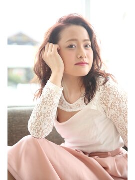 レアール アンビエ(LeR Unevie) ほどよく重さのあるシンプルボブ