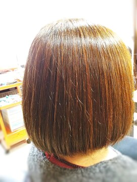 キャン 温品店(CAN) 【ＣＡＮ】ハリ・コシ・ツヤのハナヘナ天然１００％ボブ