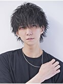 黒髪無造作スパイラル細束外ハネマッシュウルフ