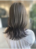 20代30代ハイライトレイヤーカット透明感グレージュセミディ
