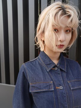 ログ オモテサンドウ(L.O.G OMOTESANDO) シスルーバングブロンド