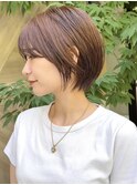 美髪にオトナかわいいホワイトグレージュネビージュショートボブ