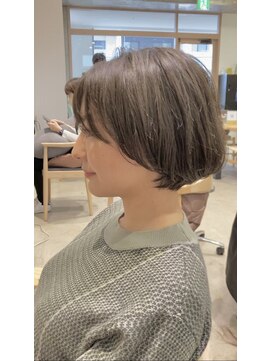 フーチー クーチー ヘッド ショップ 曽根本店(FUCHI KUCHI head shop) @fuchi_kuchi.okada[大阪豊中/大人のショートグラ/暗髪]