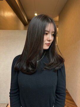 ダイアモンドリリーキートス(Diamond Lily kiitos) 地毛風カラー レイヤーカット