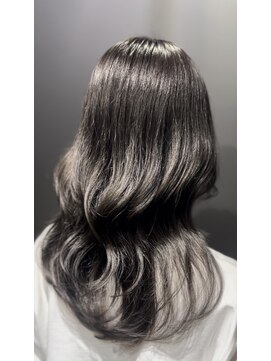 エモシオン(E MOTION) ツヤグレー