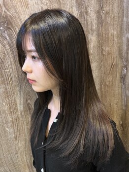 フローリア(flowria)の写真/施術から仕上げまでマンツーマンで対応◎こだわりのメニューであなたに似合うヘアスタイルをご提案します☆