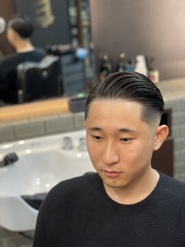 クラシコ(CLASSICO) メンズ理容室バーバースタイルスーツ流行ビジネスショート錦糸町