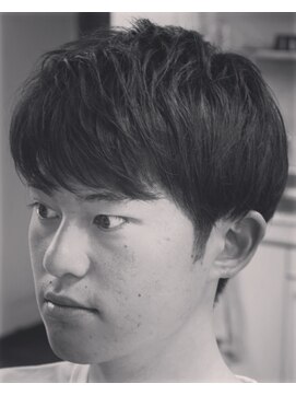 ヘヤ 湘南台(Heya) ツーブロック×ナチュラルショート