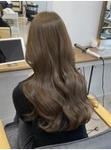 オリーブベージュ×似合わせカット