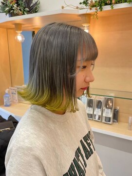 エイトヘアー(8 HAIR) Whitegray × limegreen