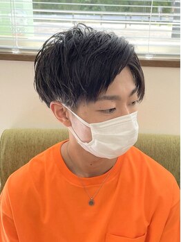 ルートヘアー(ROUTE HAIR)の写真/自宅での再現性を重視し提案！今流行りのツイスパやフェード、WAXなしでもキマる束感カットなど変幻自在◎